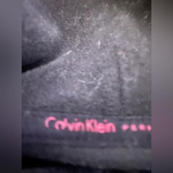 New ck Gorgeous vintage semi cropped oversized hoodie by vintage Calvin … - Picture 3 of 14